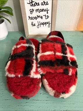 Ugg Red Plaid Fuzzy Slide Slippers SZ 6 tag not available